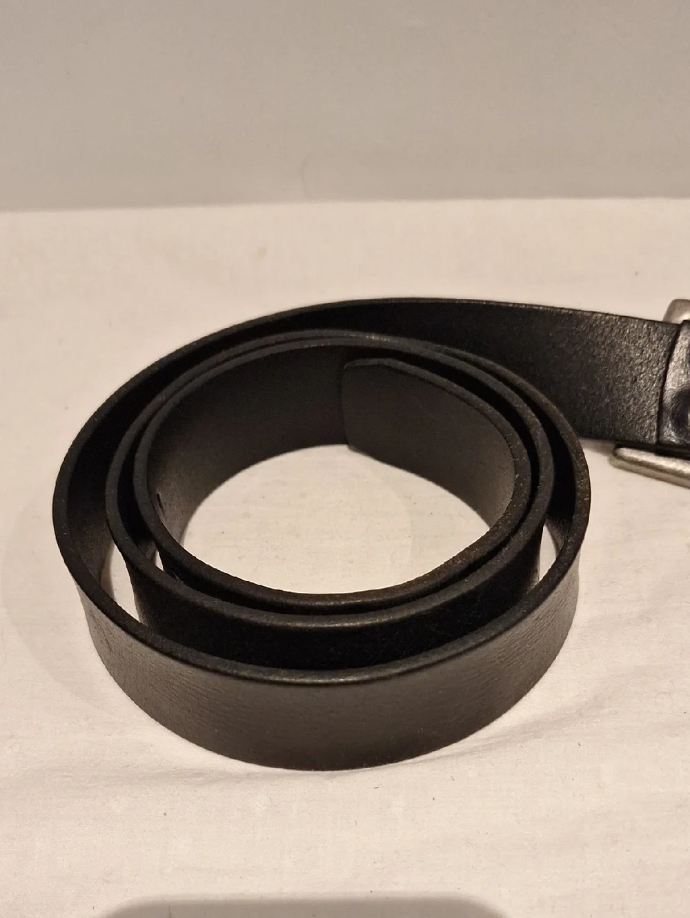 Guess Black Leather Men's Belt with Double Pronge  Silver Rectangle Buckle